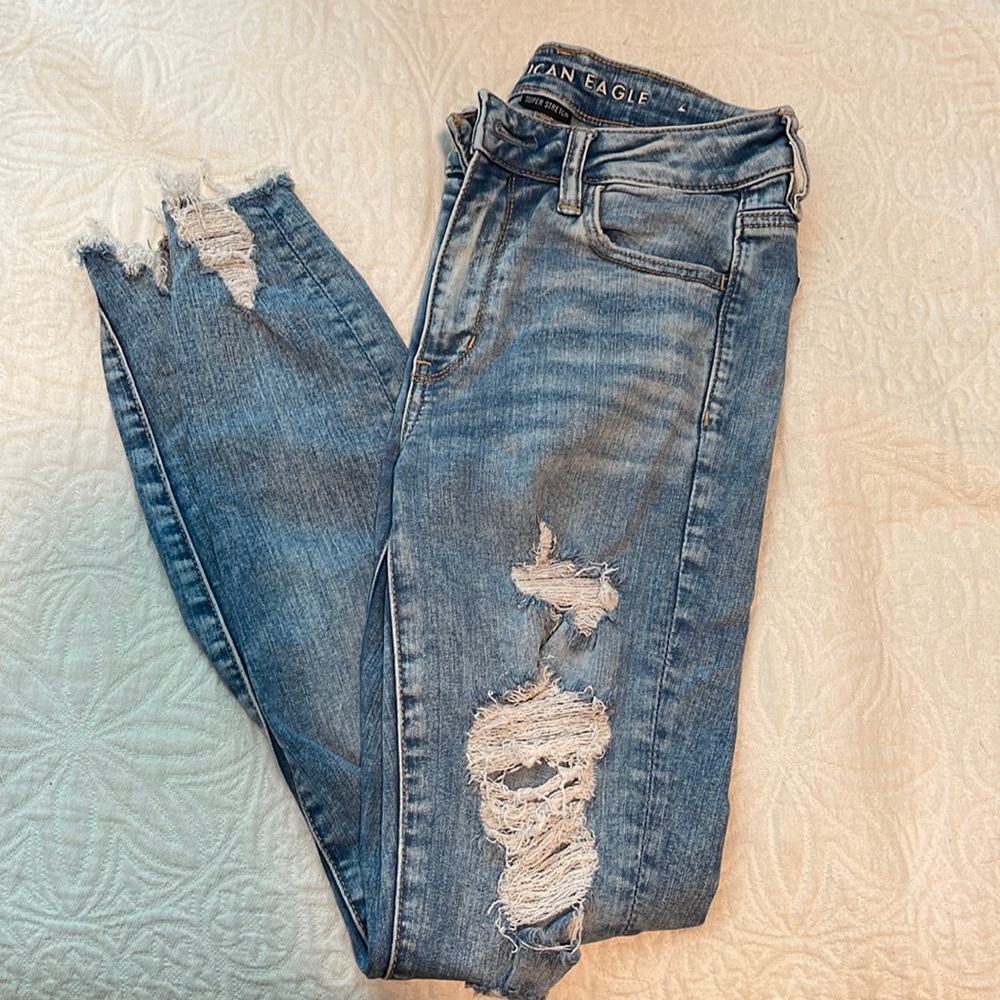 ripped skinny jeans